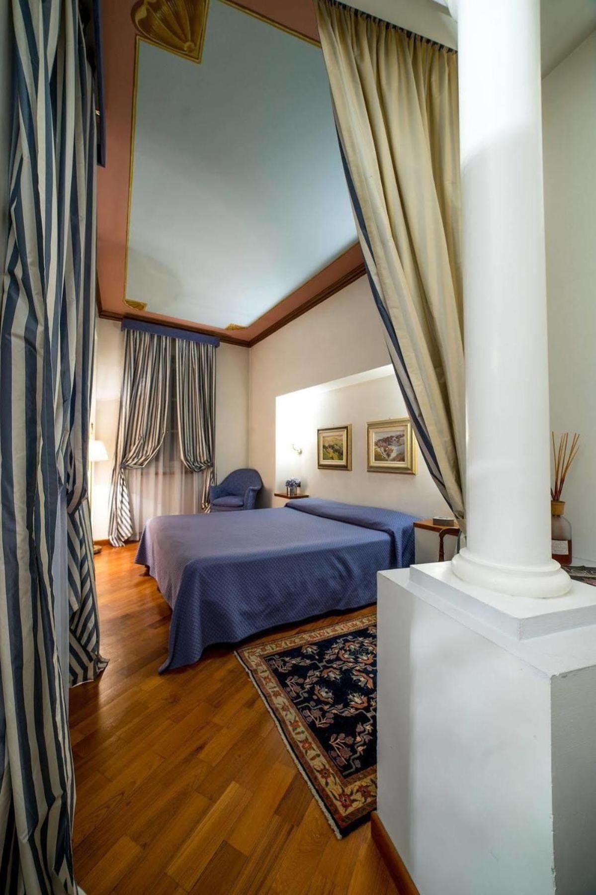 Palazzo Finati Bed & Breakfast Alba  Ngoại thất bức ảnh