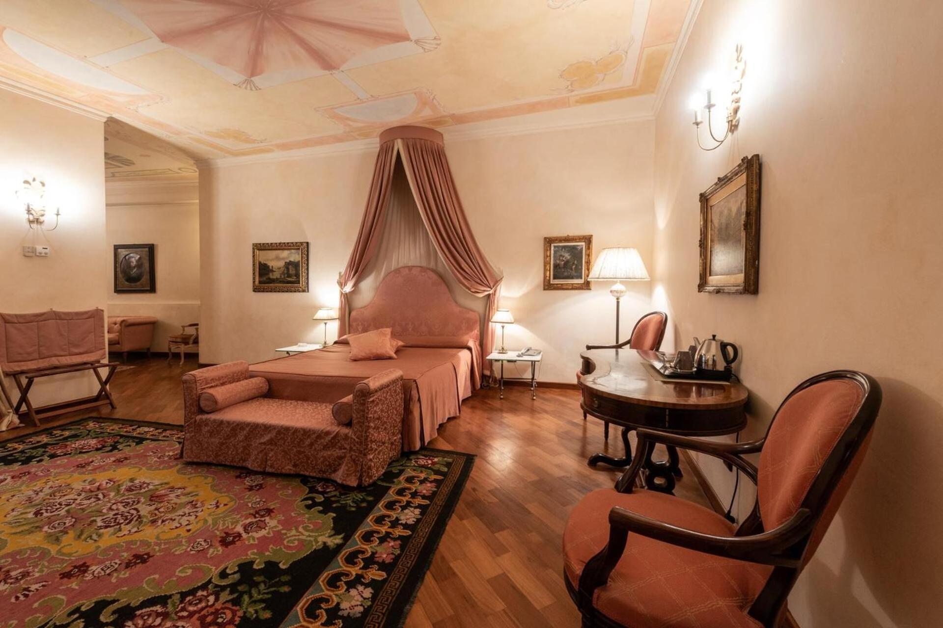 Palazzo Finati Bed & Breakfast Alba  Ngoại thất bức ảnh