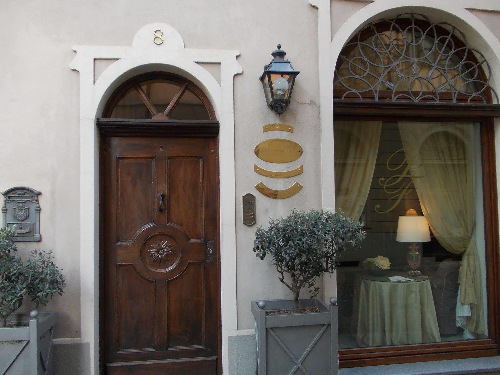 Palazzo Finati Bed & Breakfast Alba  Ngoại thất bức ảnh